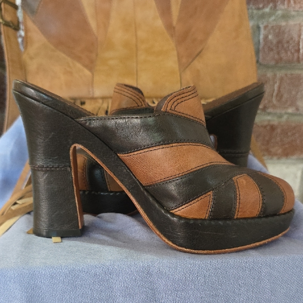Frye Brown and Black Leather Mules - Picture 12 of 17